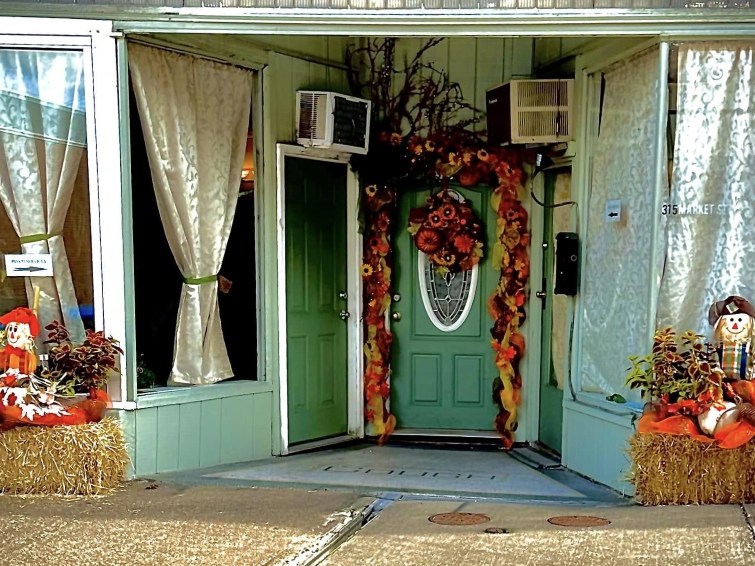 Office Alcove Entrance